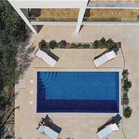 5 Bedroom Beachfront Villa with Pool in Kastel Stafilic near Trogir, Sleeps 10